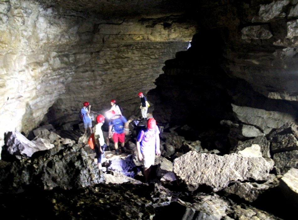 Jomblang Cave Pindul Cave
