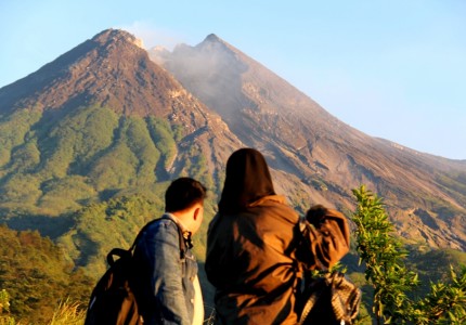 Sunrise: Merapi Jeep Jomblang Cave