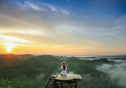 Yogyakarta: Panguk Sunrise Jomblang Cave