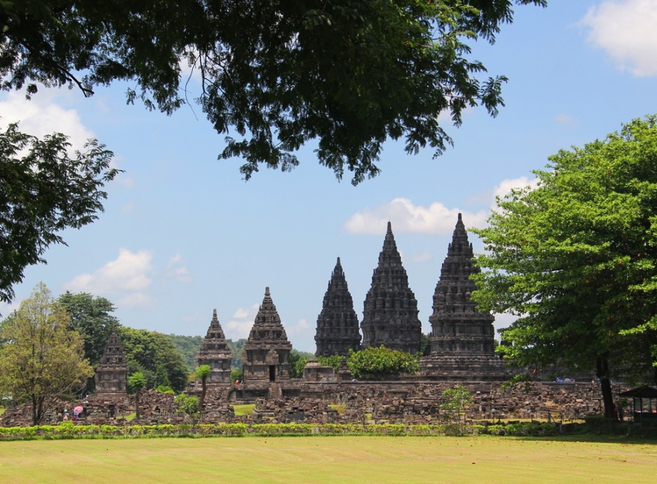 Borobudur Sunrise, Merapi Jeep Lava, Prambanan Temple Tour