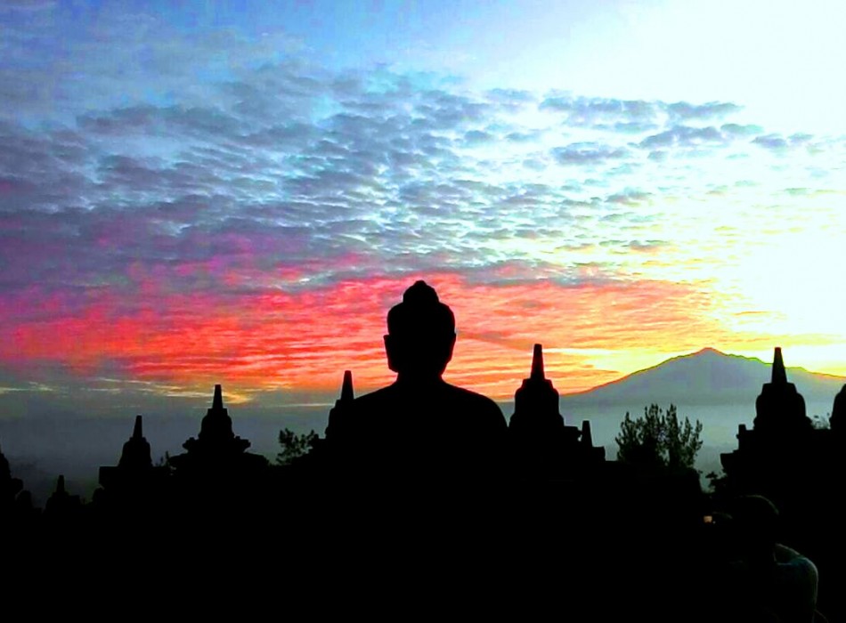 Sunrise Borobudur Merapi Jeep