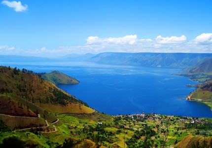 From Medan: Lake Toba Full Day Tour