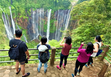 Malang: Tumpak Sewu Waterfalls