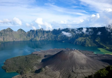 Lombok: Mount Rinjani Trekking 4D3N