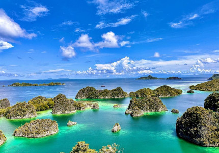 Sorong: 5D4N Raja Ampat - Piaynemo Tour Package