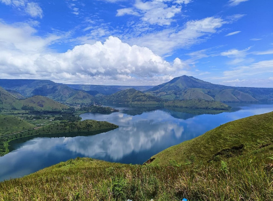 Medan: 5D4N Lake Toba & Taman Simalem
