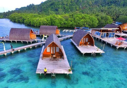 Bandar Lampung: 5D4N Pahawang Island & Kiluan Dolphin Tours