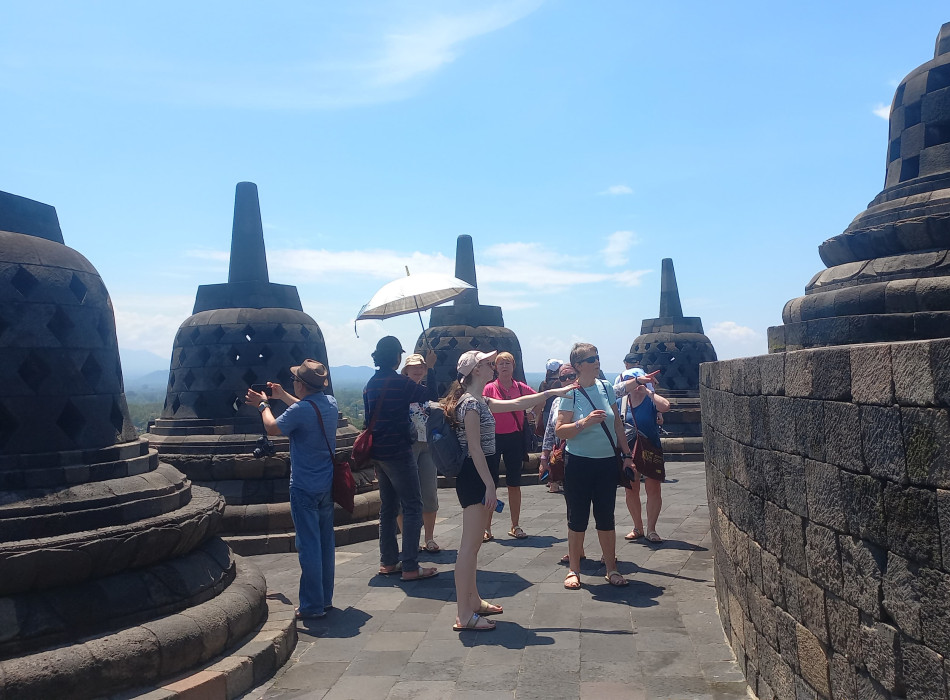 Semarang Port: Borobudur and Prambanan