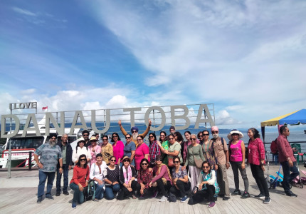 Medan: 5D4N Lake Toba & Taman Simalem