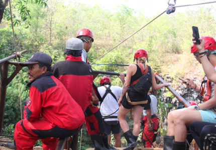 Ticket to Jomblang Cave
